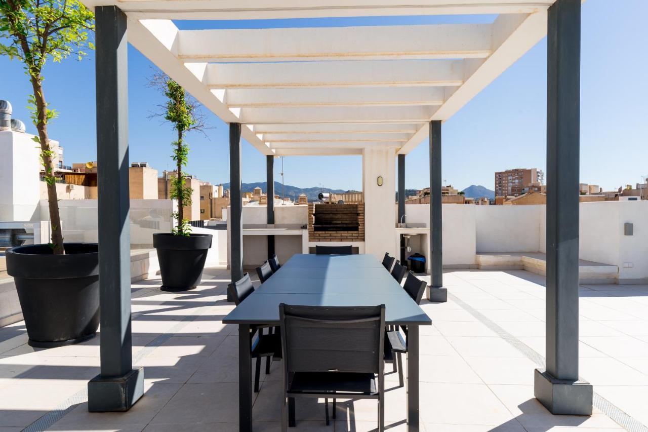 Apartamento Deluxe Con Piscina, Terraza & Parking Málaga Exteriör bild