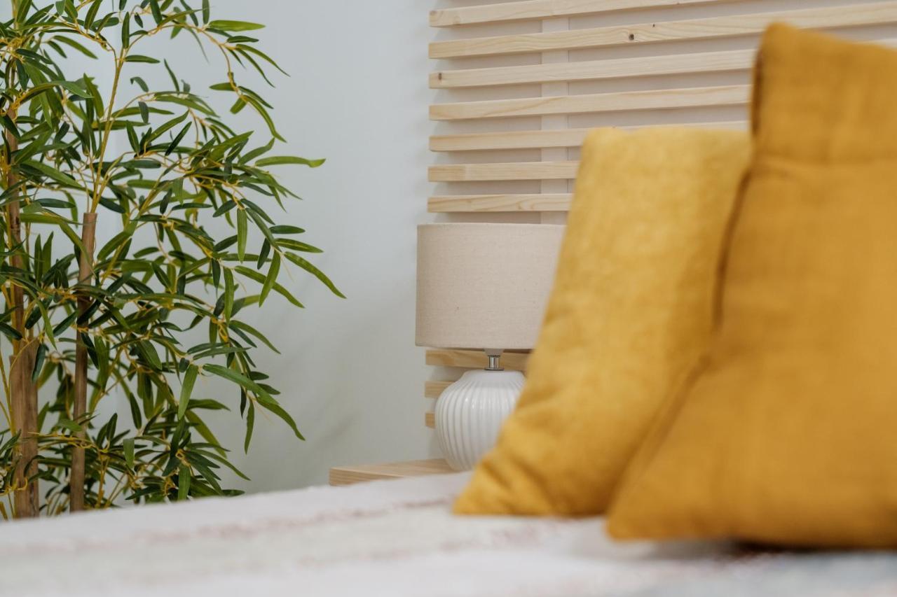 Apartamento Deluxe Con Piscina, Terraza & Parking Málaga Exteriör bild