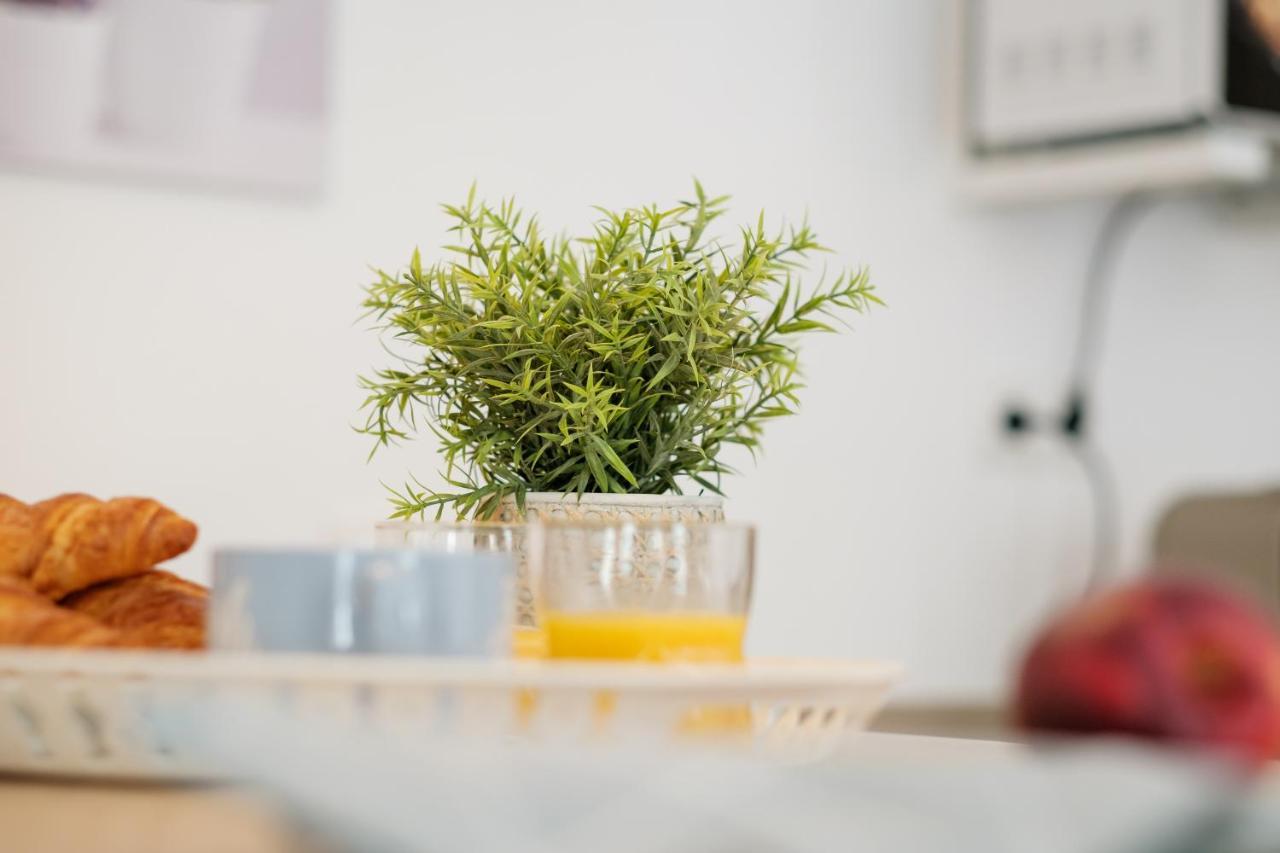 Apartamento Deluxe Con Piscina, Terraza & Parking Málaga Exteriör bild
